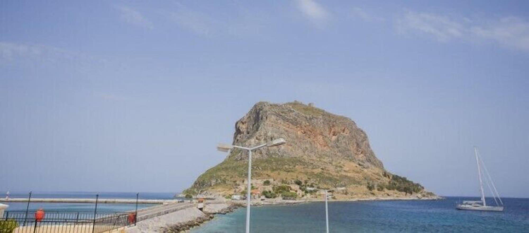 Aktaion Hotel Monemvasia Exterior photo